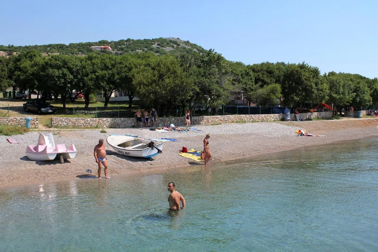 Apartments By The Sea Klenovica, Novi Vinodolski - 5557 Croatia