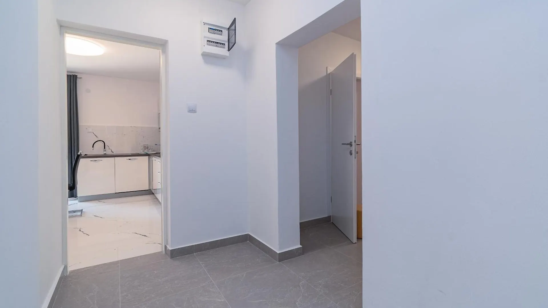 Apartments By The Sea Klenovica, Novi Vinodolski - 5557 Klenovica